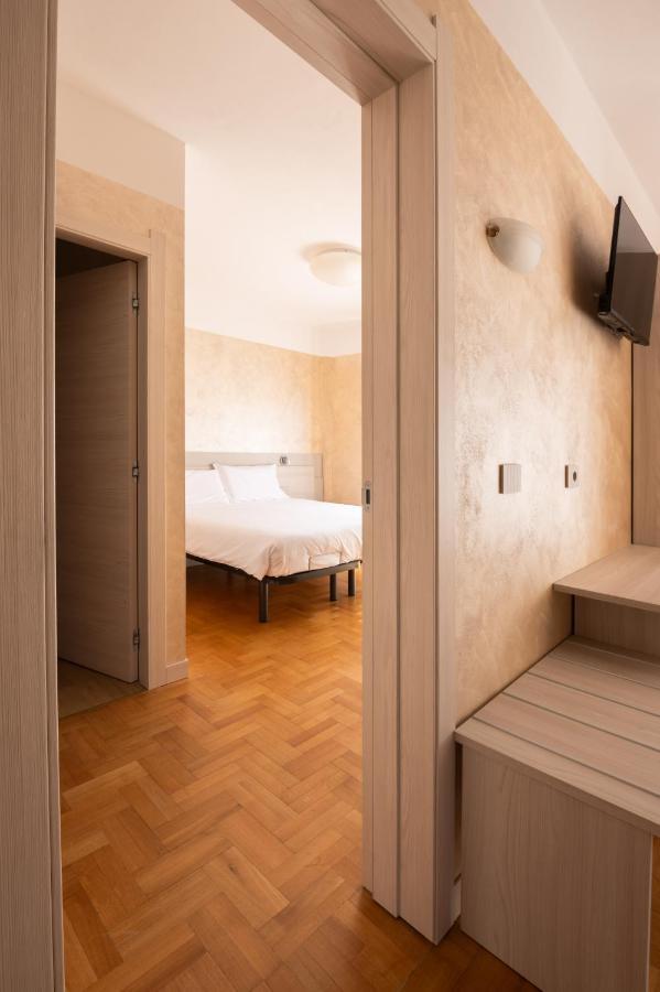 Hotel Vezza Alpine Lodge & Spa Vezza dʼOglio Екстериор снимка